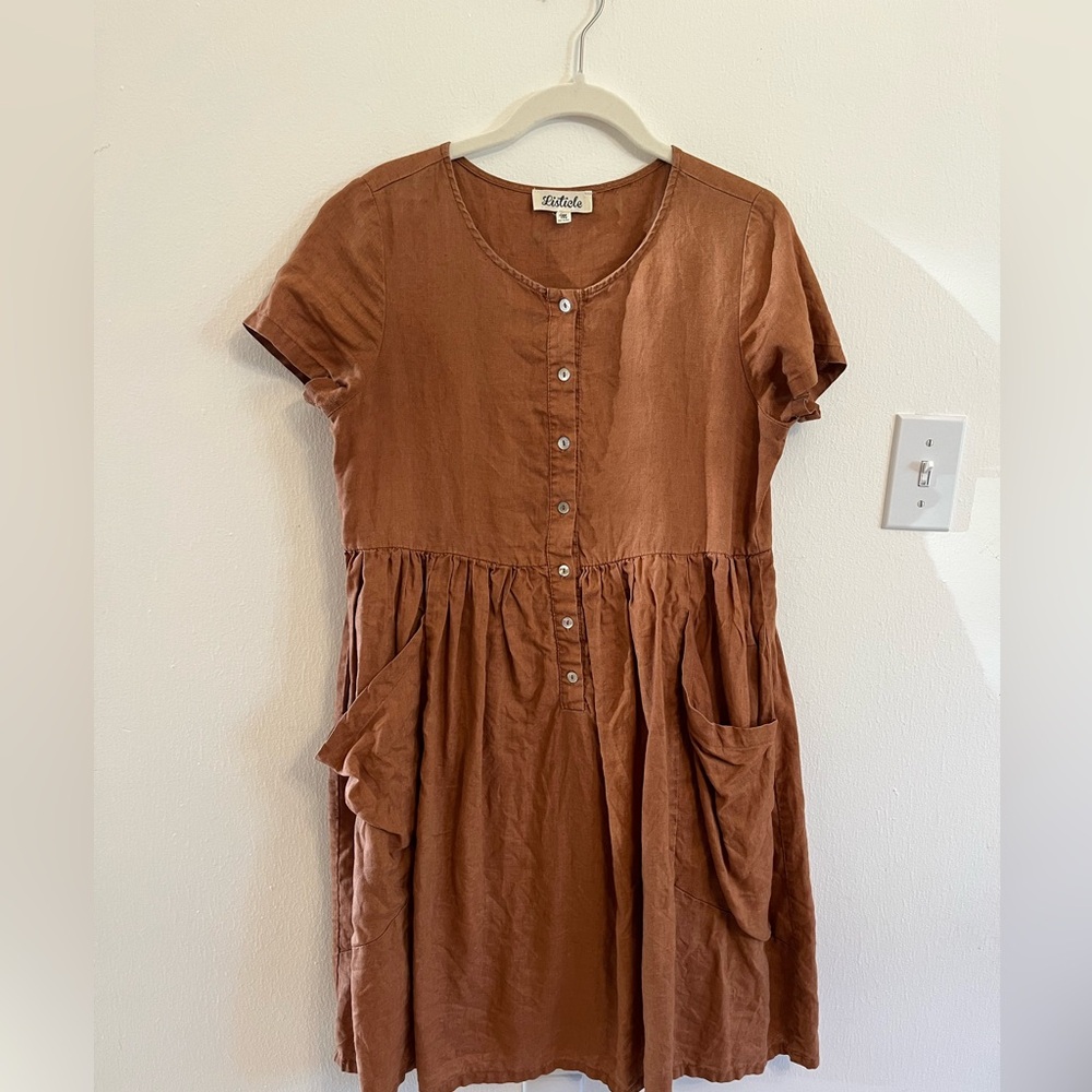 Listicle Linen Dress